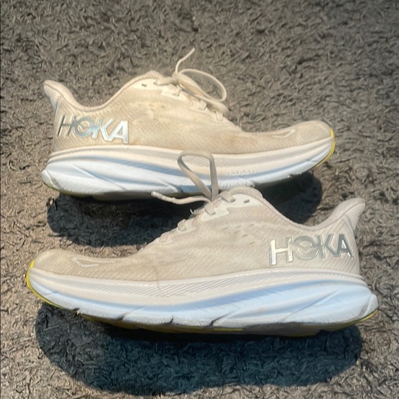 Hoka Clifton 9 - Picture 1 of 8